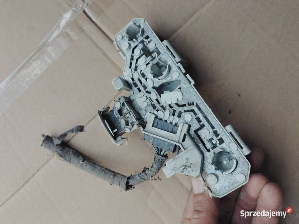 WKŁAD LAMPY TYŁ LEWY TYLNEJ LEWEJ VW POLO