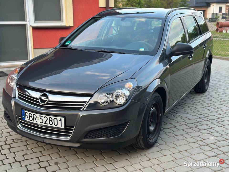 Opel Astra H Kombi 200910 LIFT 16 Benzyna 115 podkarpackie Haczów