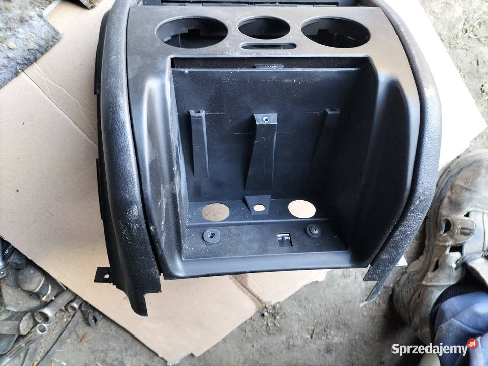 SEAT TOLEDO 2 MK2 ŚRODKOWY PANEL RADIA PODSTAWKA osobowe lubelskie Kamień-Kolonia
