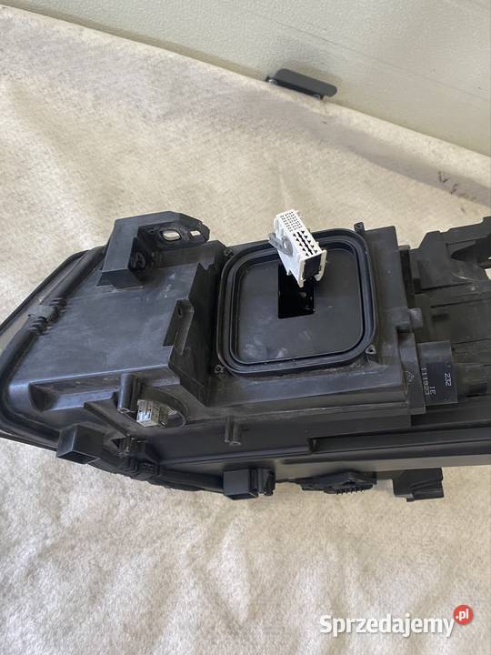 MERCEDES CLA W117 117 LAMPA BI XENON ORYGINALNA sprzedam