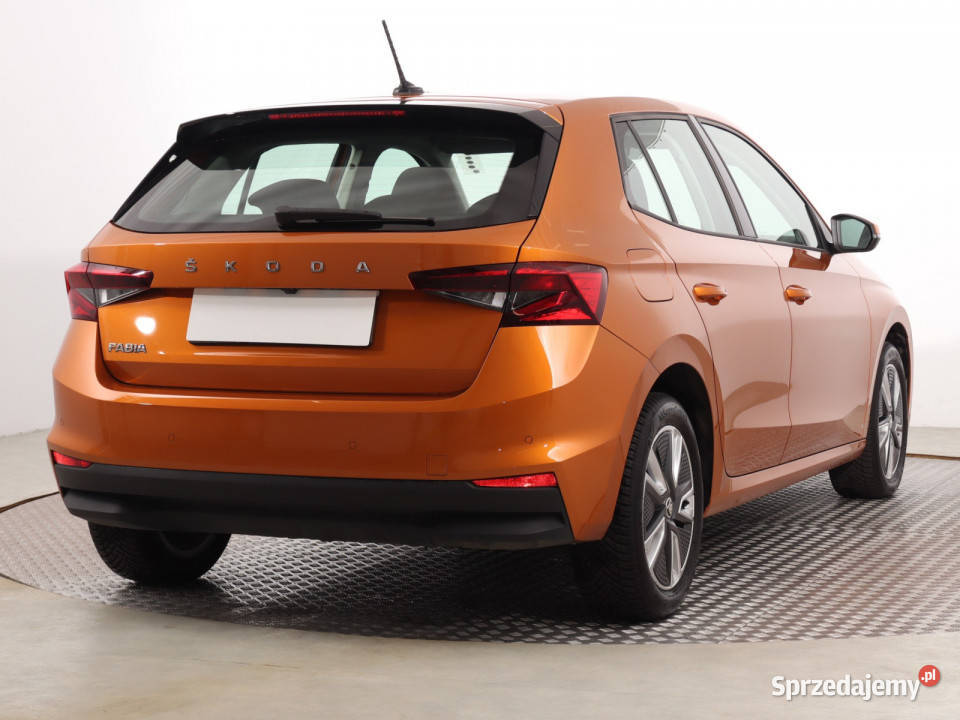 Skoda Fabia 10 TSI asystent pasa ruchu Katowice