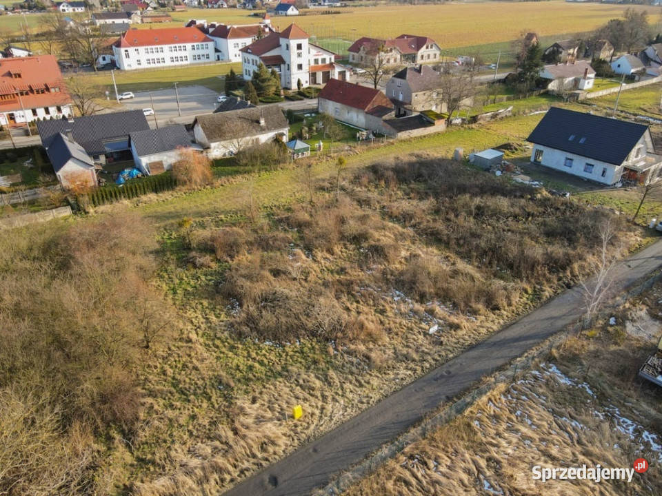 Sprzedaż uzbrojona działka budowl 951m2 Łubniany