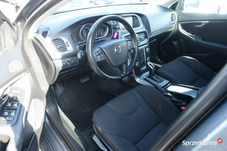 Volvo V40 20D Navi Alu Ledy Klimatronik Opłacony komputer pokładowy Częstochowa