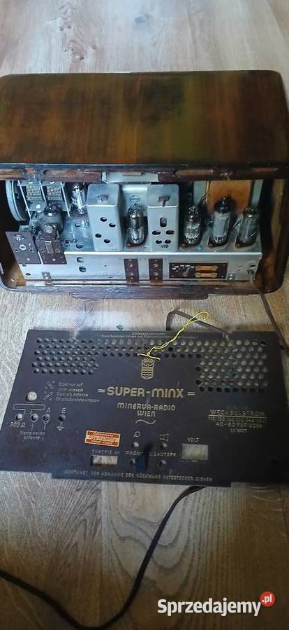 Radio lampowe firmy Minerwa Kraków