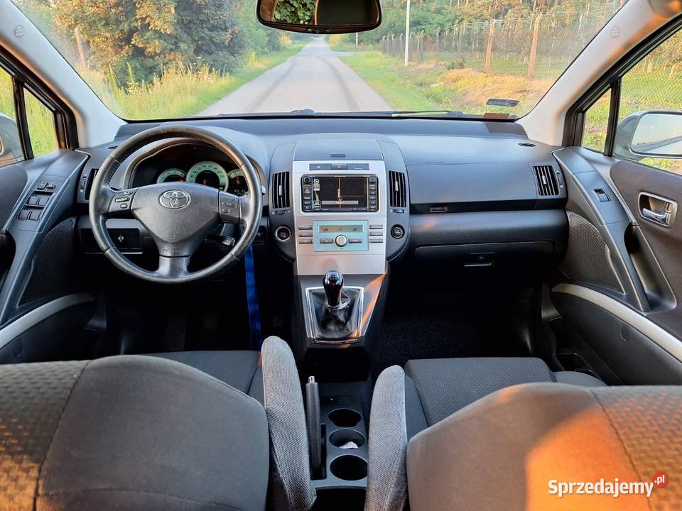 Toyota Corolla Verso 20 D4D NOWE OC nowe hamulce tempomat