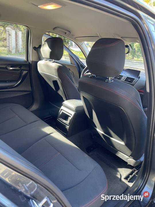 BMW seria 1 118d Sport Line F20 2011