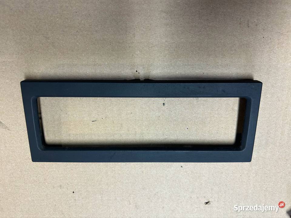 Ramka panelu klimatyzacji Passat b5fl 1j0907047h Grudziądz