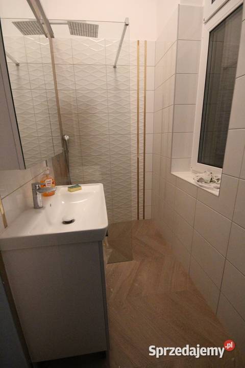 3pok 110met Placu Grunwaldzkiego REMONCIE piwnica Wrocław