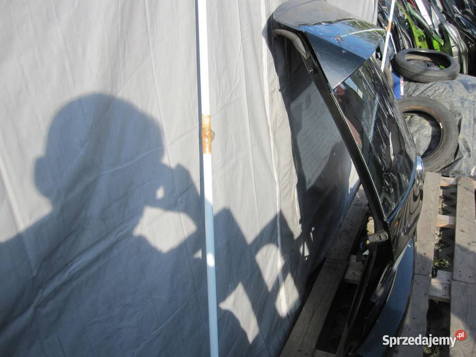 BMW X3 E83 LIFT 06r klapa tył
