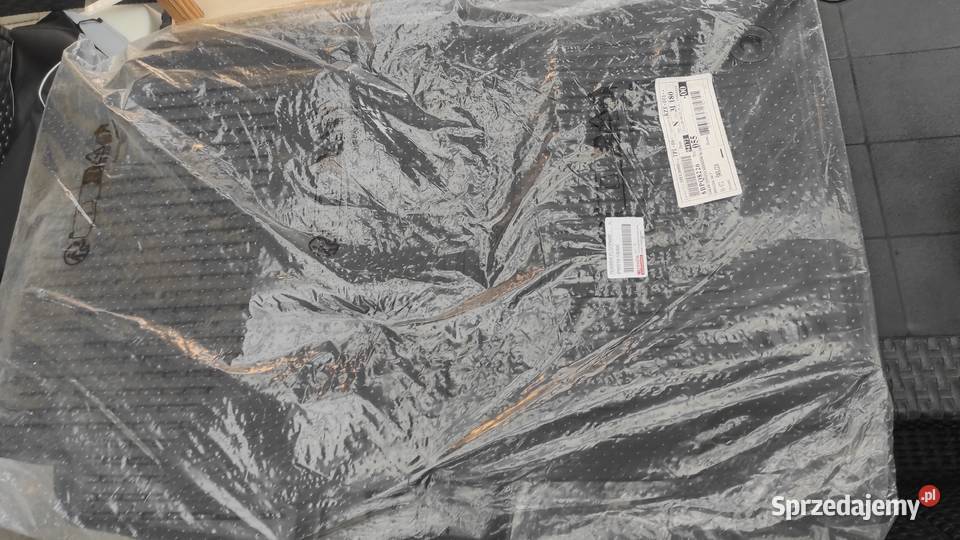 Dywaniki Toyota Corolla Cross Kamień