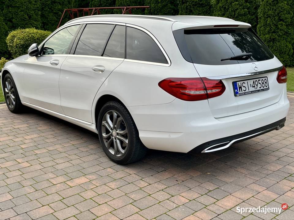 MercedesBenz C klasa 4MATIC 2016r SALON 180kkm czujnik parkowania