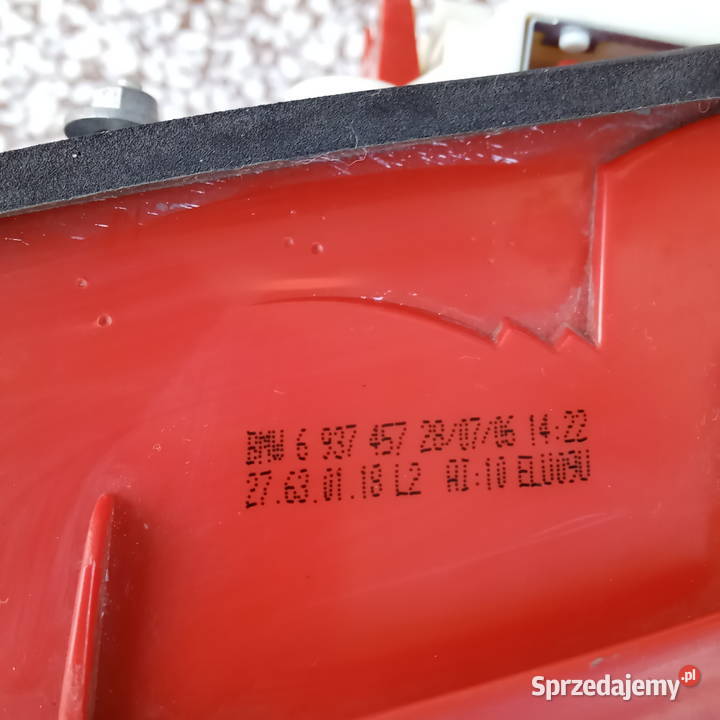 BMW E90 Lampa tylna lewa w błotnik 6937457 Dębica