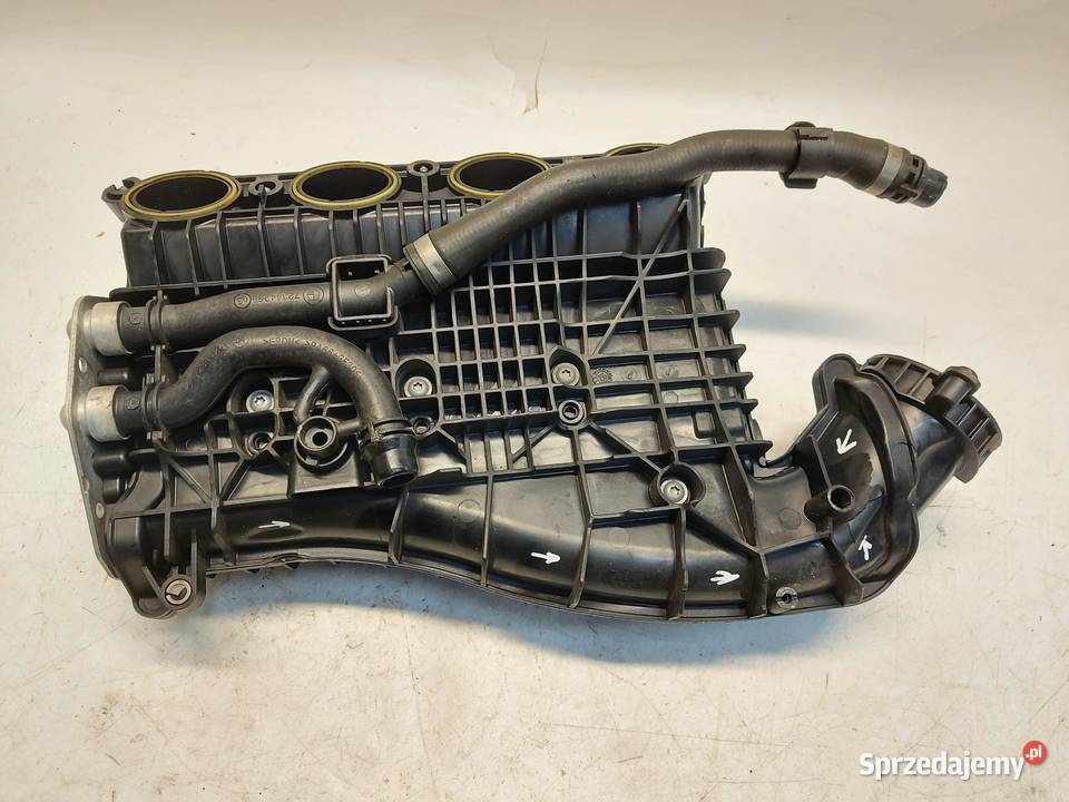 BMW G30 530E Kolektor ssący CHŁODNIA INTERCOOLER osobowe