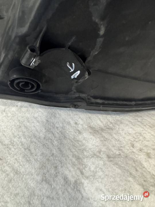 Lampa prawy przód Seat Ibiza III 0208 osobowe śląskie