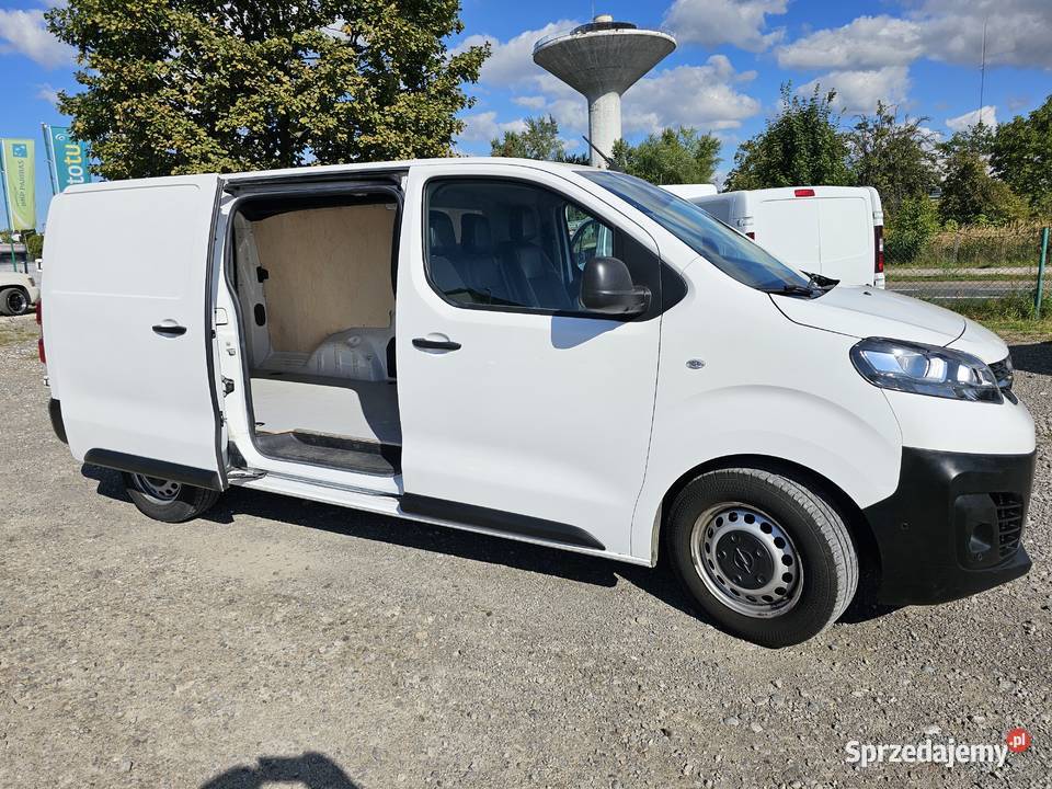 VIVARO LONG L3H1 FURGON KLIMA NAVI EURO6 Tarnobrzeg