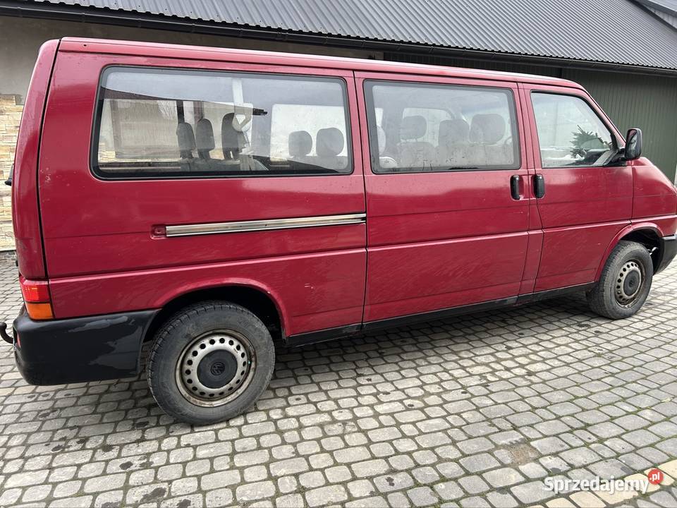 Volkswagen T4 9 osobowy nieuszkodzony Zamch