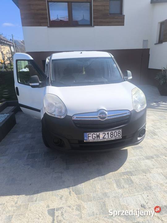 Opel Combo blaszak 2012 doinwestowany Samochody dostawcze zachodniopomorskie
