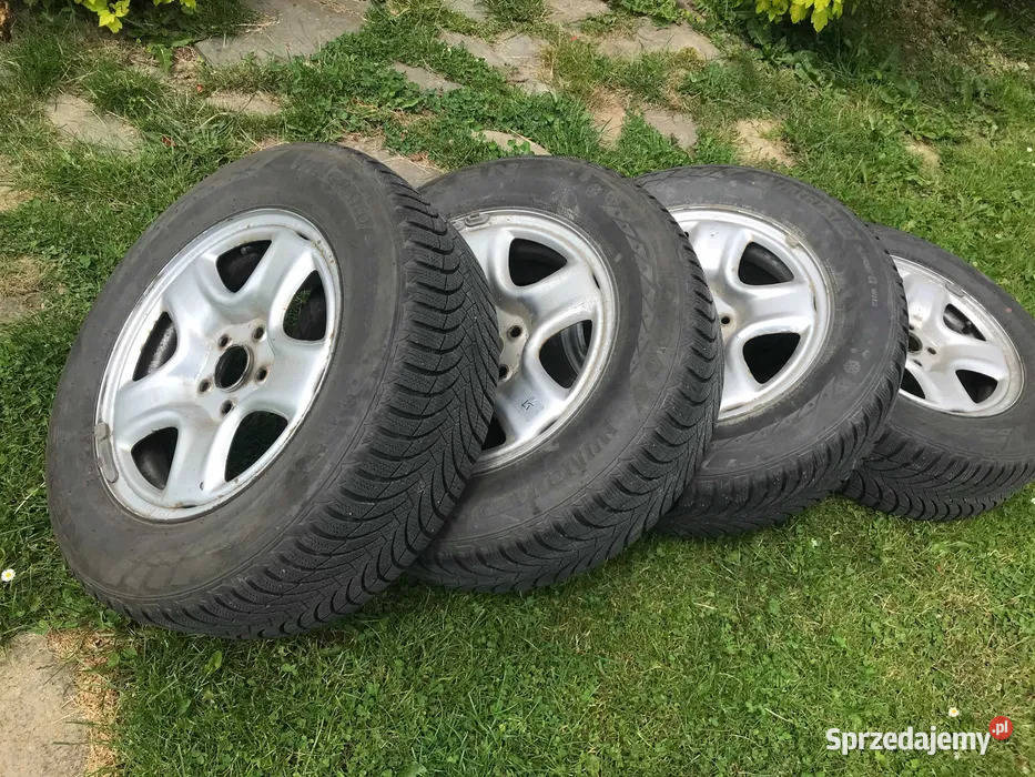 Komplet 4 kół zimowych do Toyota RAV4 klocki Wysowa-Zdrój