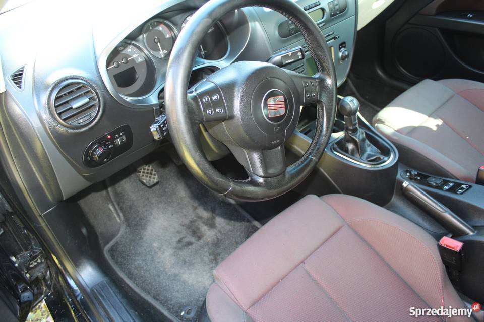 Piękny Seat Leon II 19 TDI 105 ALU KLIMATRONIK elektryczne lusterka łódzkie Łask