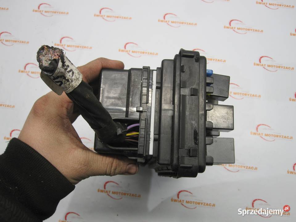 OPEL ANTARA 20 CDTI 07r skrzynka bezpieczników Kielce