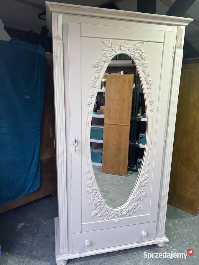 Szafa drewniana z owalnym lustrem Żary sprzedam