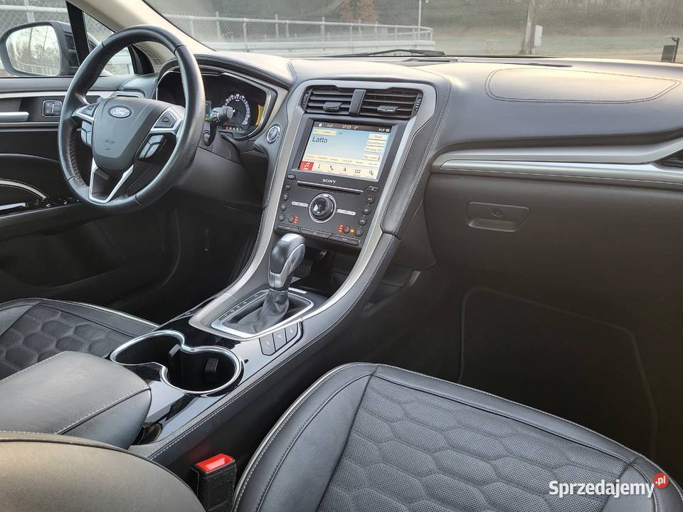 MOndeoMK5 Sedan HYBRYDA 2018 VIGNALE Mondeo Ligowo