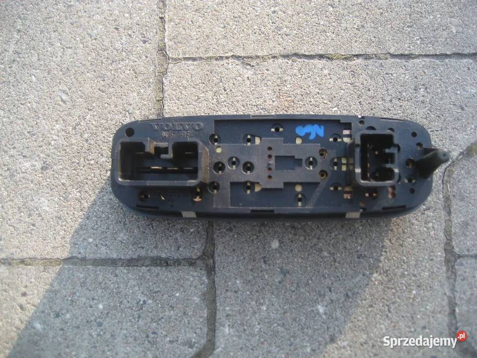 volvo c70 9804r przełącznik szyby przód prawy osobowe Panele sterowania, przełączniki wielkopolskie Rakoniewice