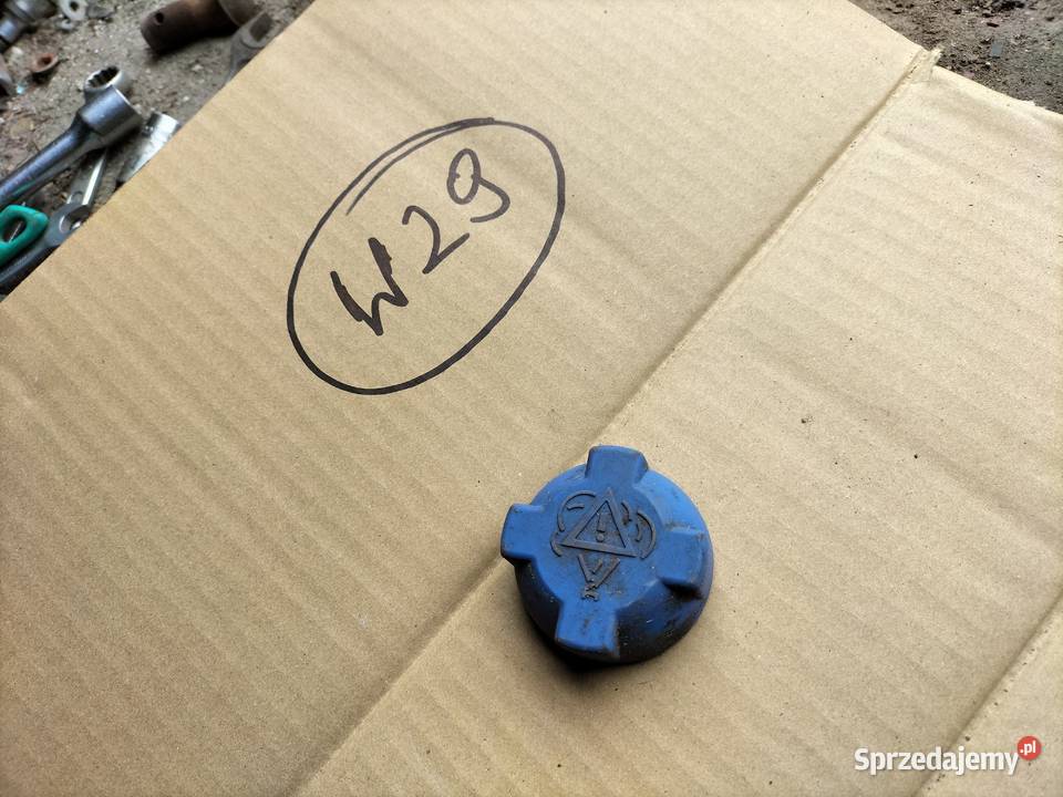 AUDI 80 B4 80B4 20 KOREK ZBIORNICZKA Kamień-Kolonia
