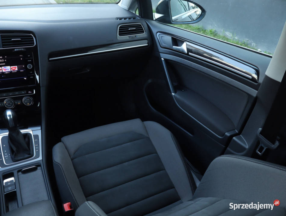 VW Golf 15 TSI światła przeciwmgielne Łódź