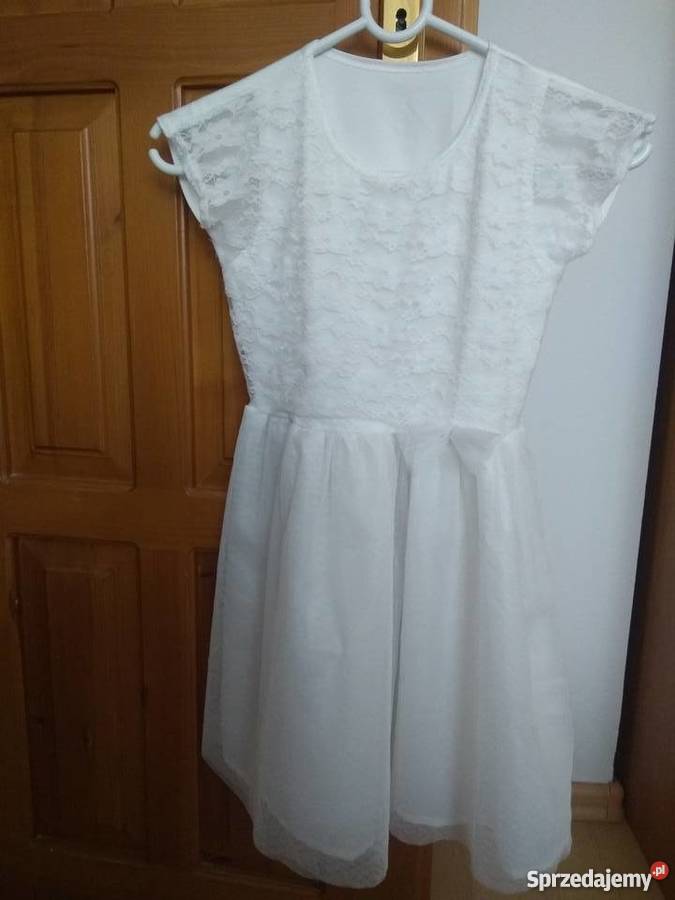 Przepiękna biała sukienka dla dziewczynki z koronką Białystok -  
