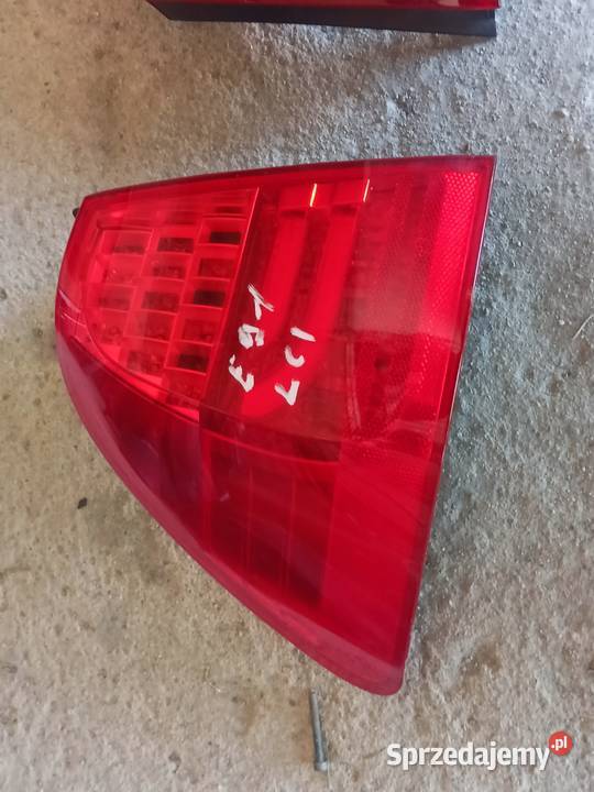 BMW SERIA 3 E91 LAMPY TYŁ W BŁOTNIK LCI KOMPLET Rok produkcji 2011 Części Mietków