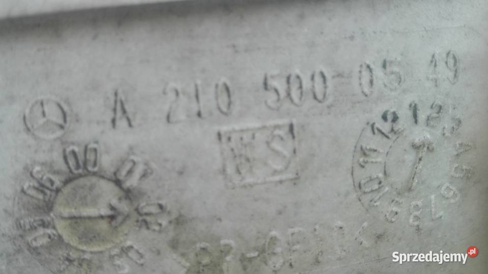 Mercedes w 210 zbiornik wyrownawczy 2105000549 sprzedam