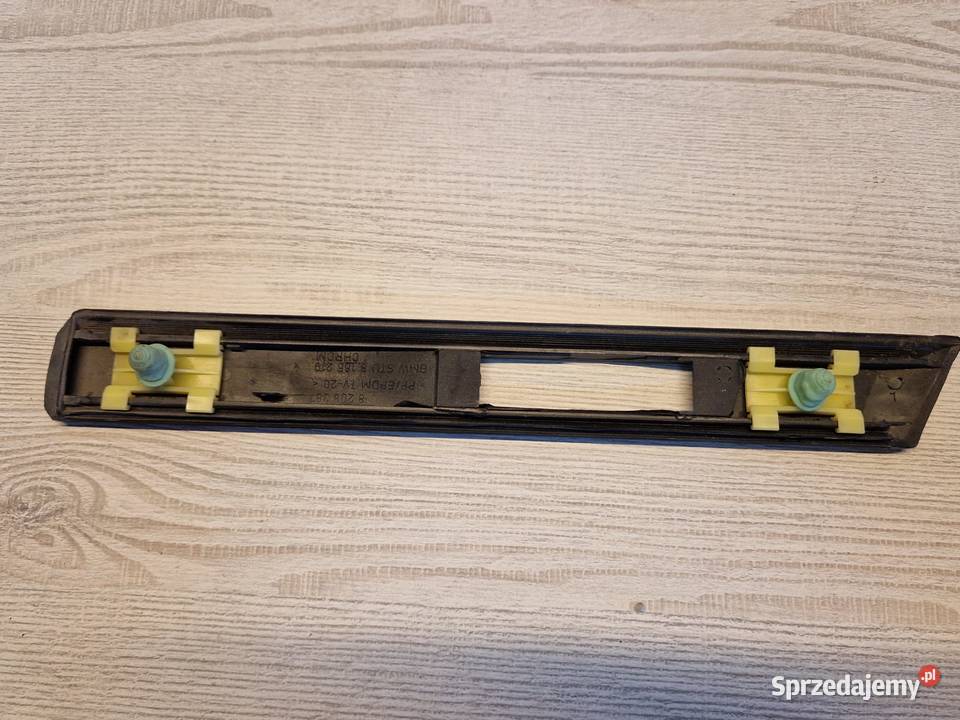 Listwa błotnika BMW serii 7 E 38 strona lewa Kwilcz
