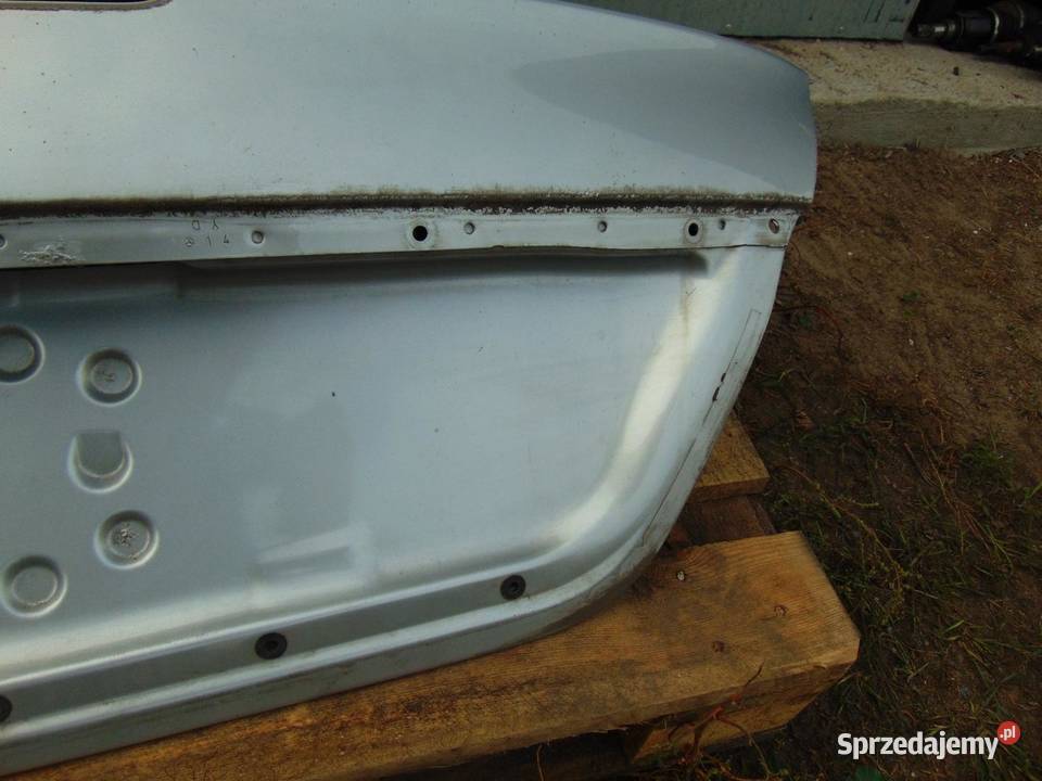KLAPA TYLNA TYŁ MERCEDES W211 744 osobowe