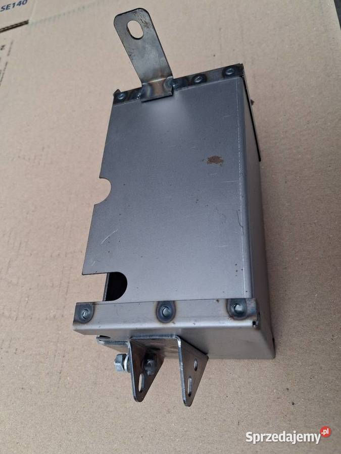 Puszka akumulatora Wfm Osa Pozostałe Zwoleń sprzedam