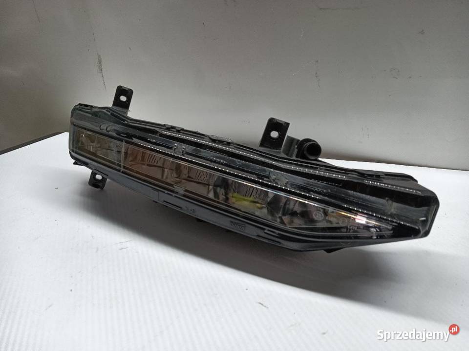 HALOGEN PRZÓD PRZEDNI LEWY SKODA SUPERB III LIFT osobowe