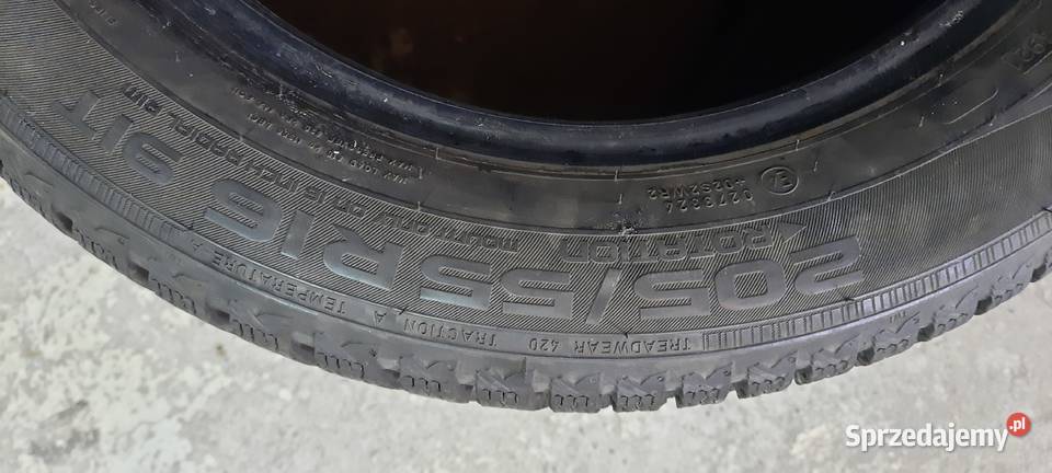 Opny zimowe 2055516 Nokian jednym sezonie