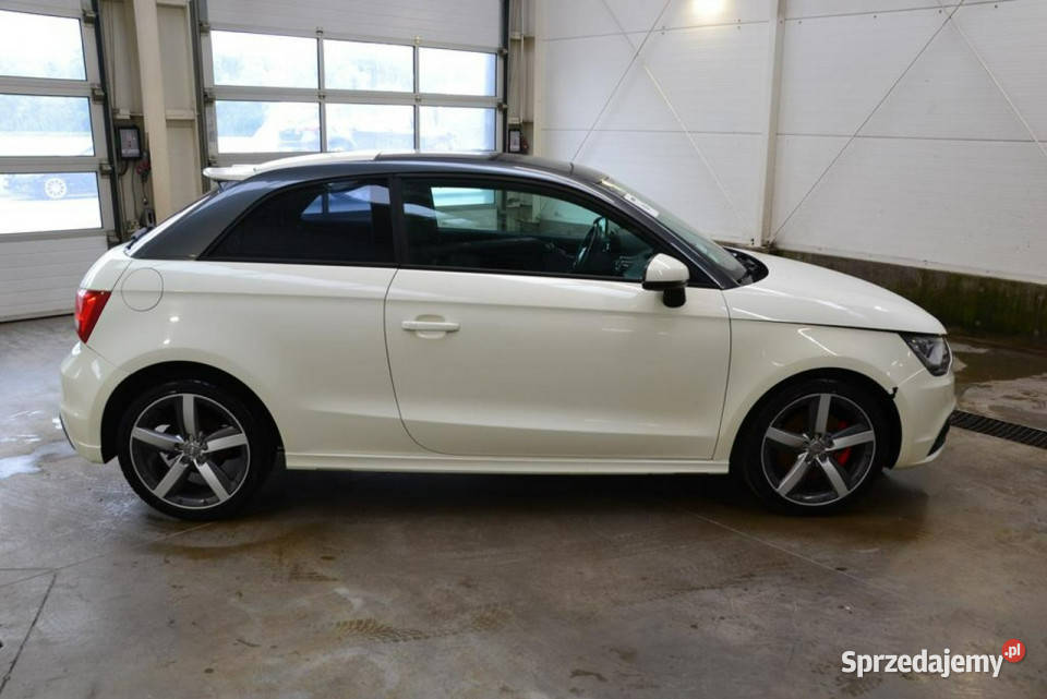 Audi A1 3drzwiowe 14 tfsi 122 SLINE klima xenon automatyczna Kęty