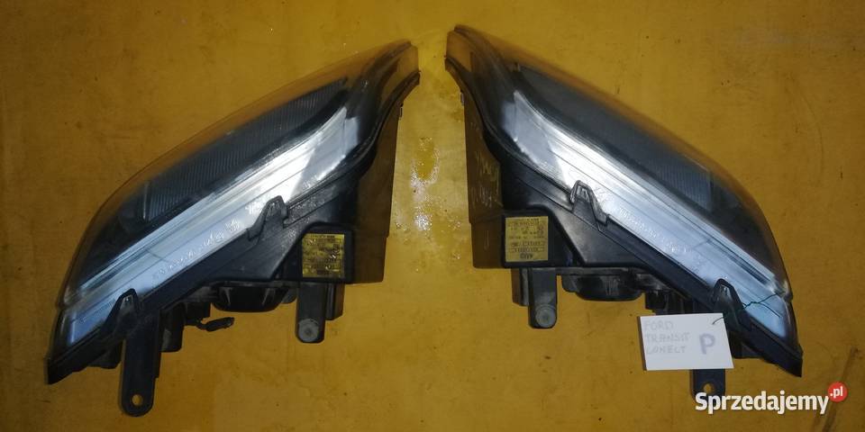 lampy przód komplet Ford Transit Conect r0206 łódzkie Piotrków Trybunalski