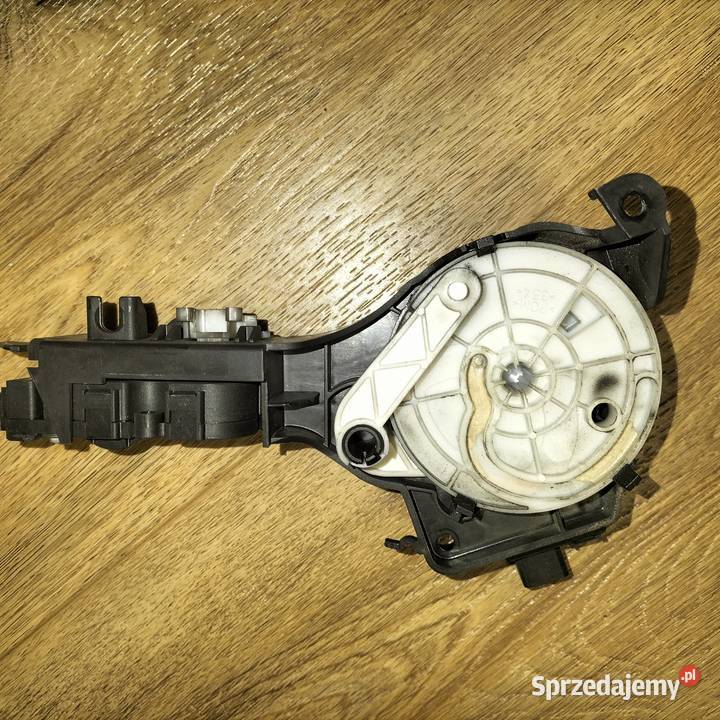 Nastawnik nagrzewnicy zimneciepłe BMW E81 E82 Poręba
