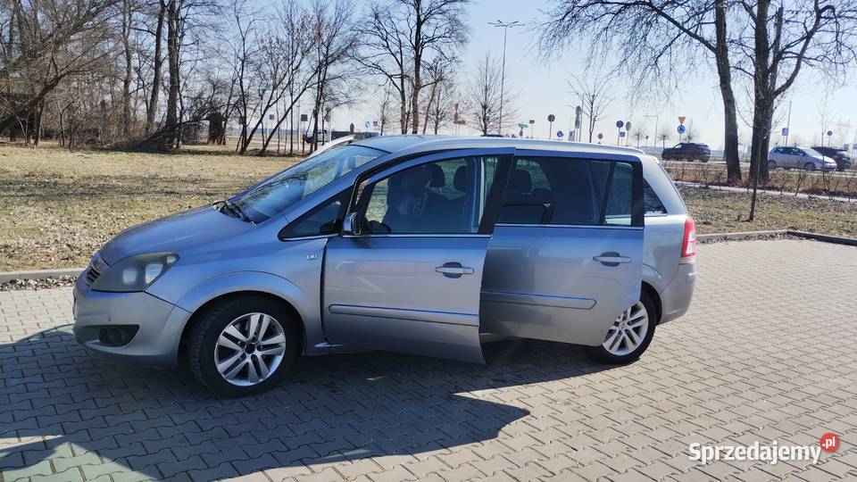 Opel zafira B 2008 17 Diesel 295000km mazowieckie