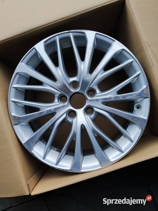 2sz Felgi aluminiowe Toyota Camry 18 XV70 8x18