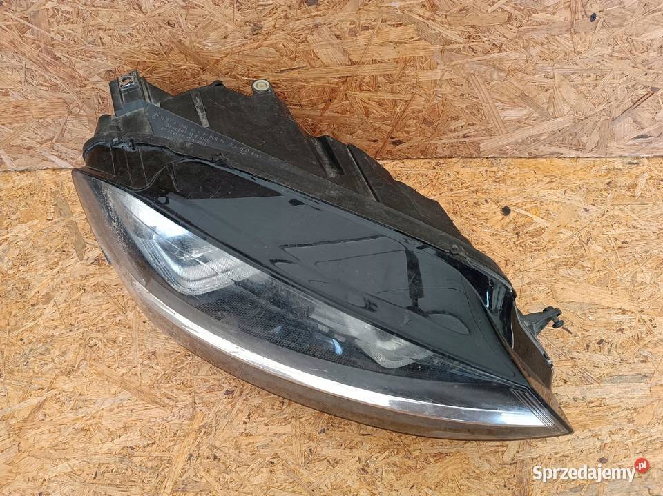 LAMPA PRAWY PRZÓD EU REFLEKTOR 5G1941034 osobowe