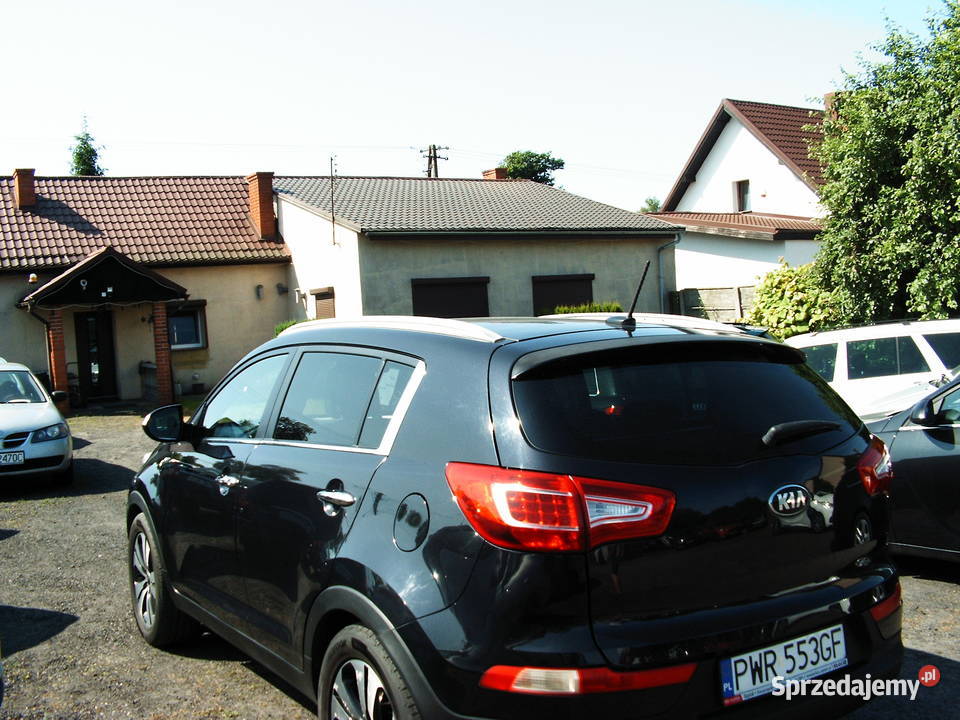 KIA Sportage 20 CRDI 2012 r napęd 4x4 Września