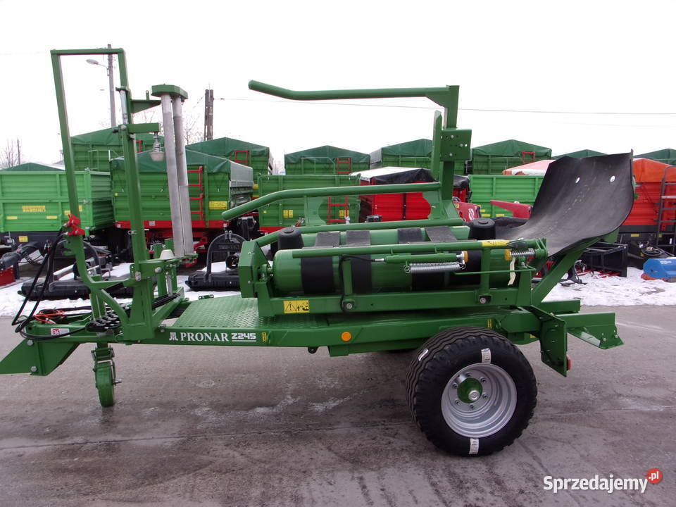 Owijarka bel PRONAR Z245 samozaładowcza boczna Opoczno