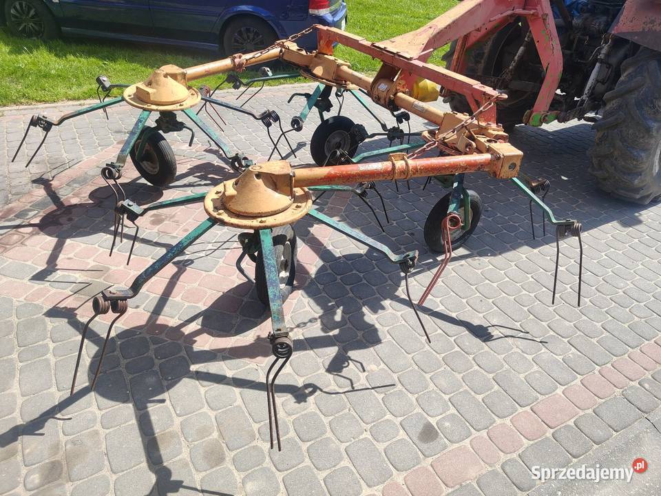 Przetrząsarka DeutzFahr KH500 świętokrzyskie Łomno