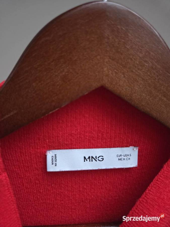 Czerwony sweter ze stójką golf wiskoza czerwony Liszki