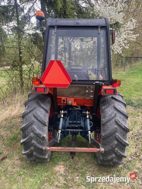 Kubota 40 4x4 sadowniczy lalka