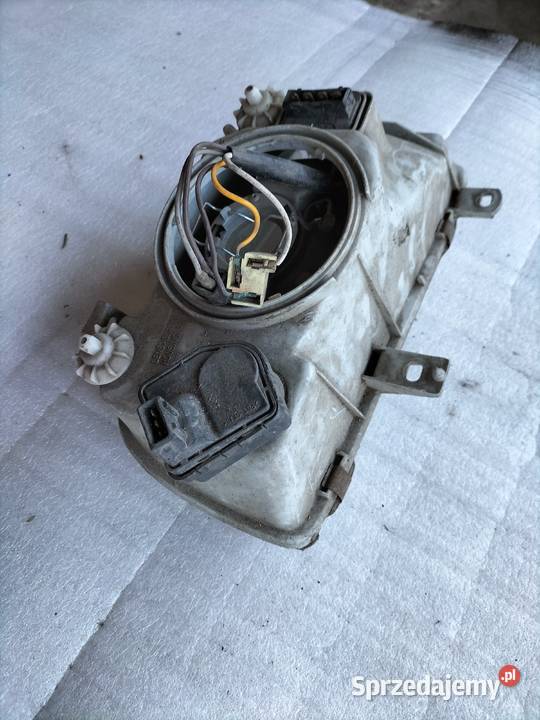Volkswagen VW VENTO LAMPA PRZÓD PRZEDNIA LEWA Kamień-Kolonia