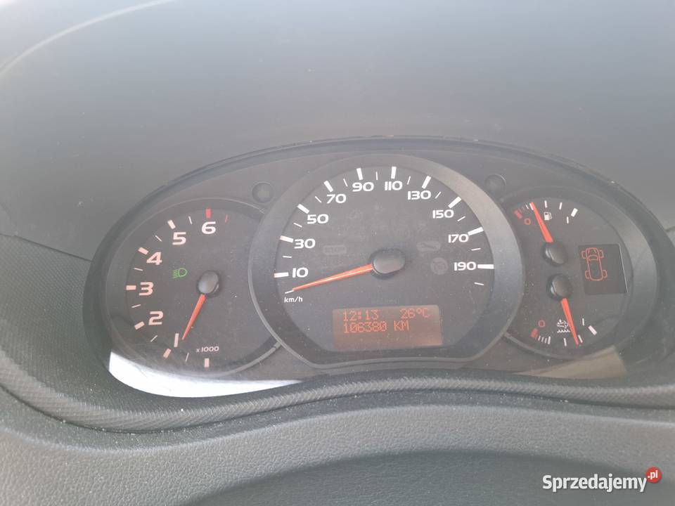 Samochód dostawczy Renault Master ASR (kontrola trakcji)